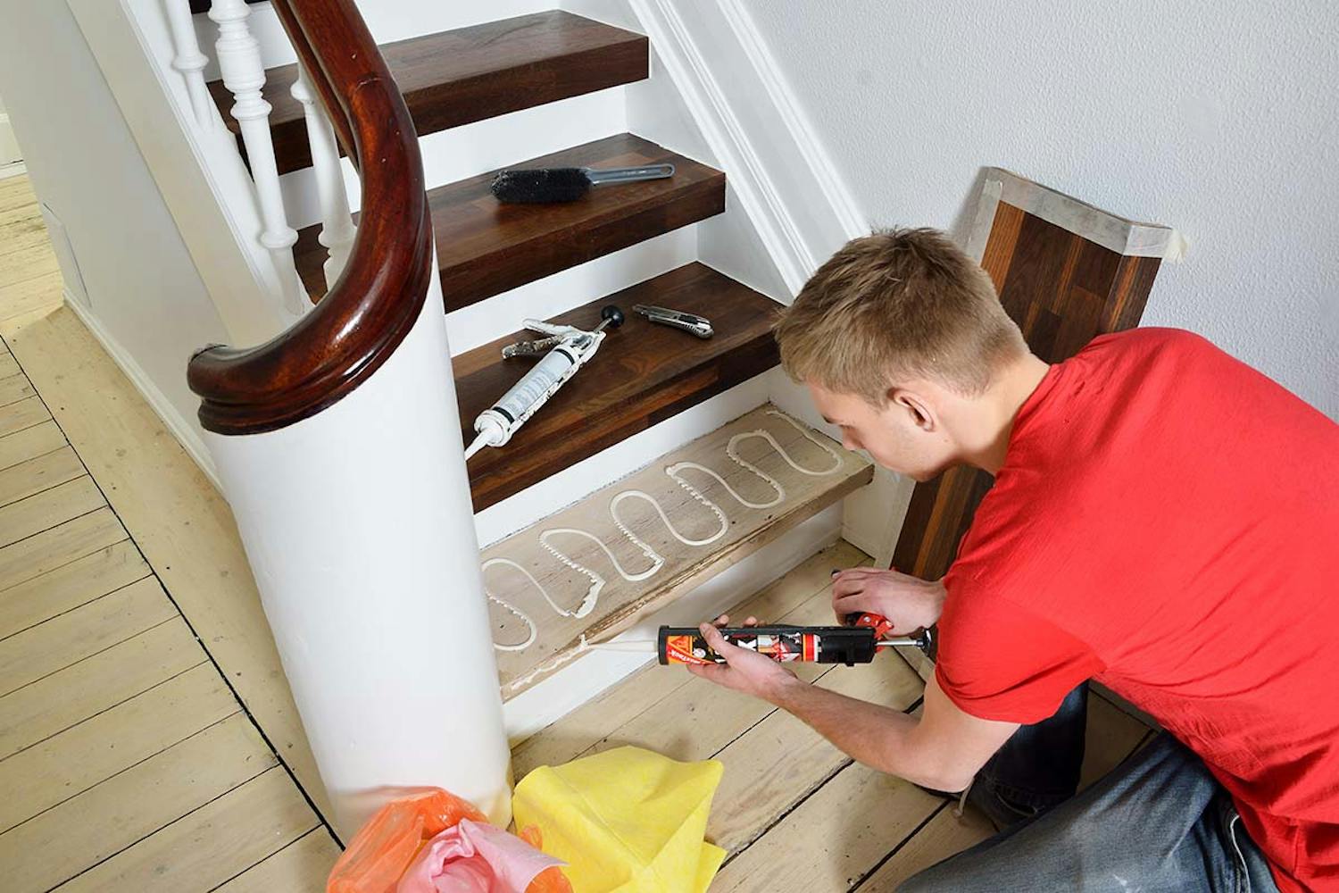 Renovera trappa billigt - så här! Renovera trappa billigt - så här!